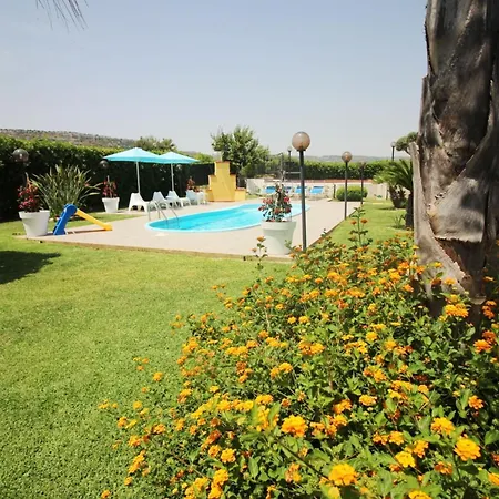 Villa Andrea By Interhome Floridia